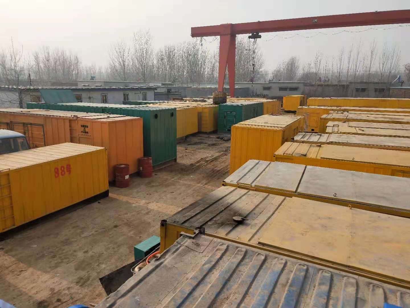 南漳租赁发电机-灰尘、风沙对柴油发电机组造成哪些不良影响?