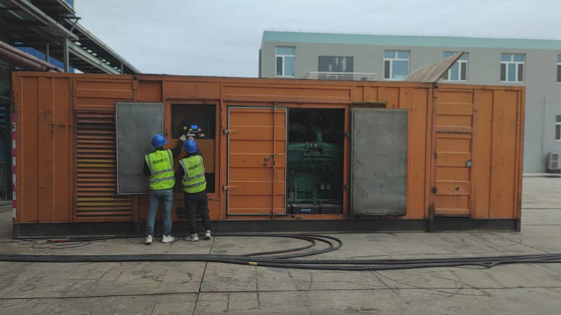 南漳如何检查柴油发电机组的机油油位？